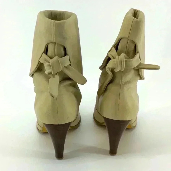 LEATHER HEEL  ANKLE BOOTS - Picture 3 of 6